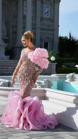 There’s an extra touch of elegance when you dazzle in pink🩷 #couturegowns2024 #fashioncouture2024 #moda #fashion #blinifashionhouse @Lavdërim Kukaj FashionDesigner 