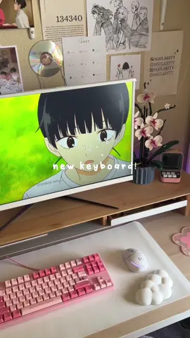 new Sailor Moon keyboard from @akkogear !! its so pretty :) #akko #unboxing #keyboard #sailormoon #gaming #GamingSetup #kiminitodoke #anime #deskinspo #cutedesk #pinksetup #cute #desktour #aestheticroom #xyzbca #mutuals #fypシ #fyp  