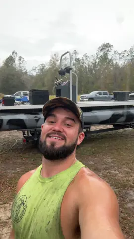 Camo Poontoon…                                 #funbucketkustoms #fbk #kustom #camo #poontoon #boat #dolph #imovecarsmf #floridatoys 