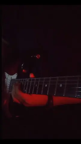 love the way you lie #guitartok #fyp #electricguitar #guitarcover 