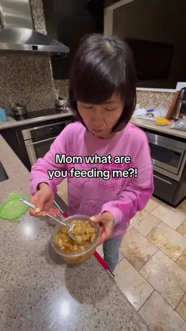 as soon as she heard me sniffle, she grabbed the honey garlic 😅 #honeygarlic #honey #garlic #athomeremedies #🧄 