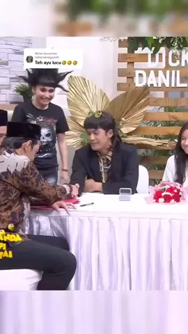 Membalas @suharniningsih01pak Wendi sampe kecolok rambut teh ayu #ayutingting #wendicagur #hestipurwadinata #dikidifie #btstrans7 #komedikocak #masukberandafyp #fyp #fypシ #fyppp 