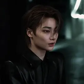I.NSANE #I_N #Jeongin #AlexanderMQueen #I_NxMcQueenAW24 