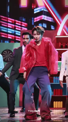 “I real life”  Amazing dance and Charismatic 😍 Okay, I am being brainwashed on this dancebreak🤯 #XinLiu #LiuYuxin #xinliuedit #xinliudance #xinliu2023xanadutour #刘雨昕 #fyp #dance #reallife #stage #dancebreak #ofenbach 