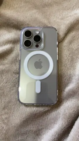 Clean look 🤍, kahit tignan nuyo po mga teviews nito#iphone15pro  #iphone15procase #iphone #case #clearcase #magnet 