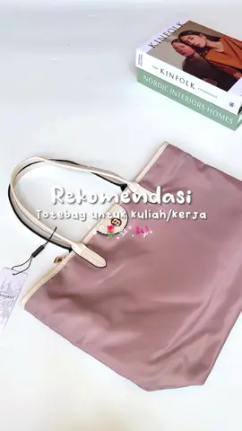 Totebag cakep bgt 😍✨🌸🫶🏻💖🎀 #fyp #totebag #totebagkuliahmurah #totebagkerja #bostaten #bostatentotebag #fypシ #fypage #totebagbostanten #bostantenbag #totebagserbaguna #totebagkuliah #totebagstyle 