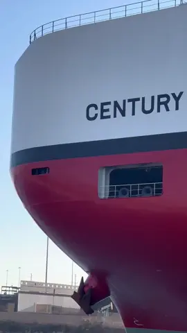 Car carrier “Century Highway Green” #ship #vessel #spotting #ferry 