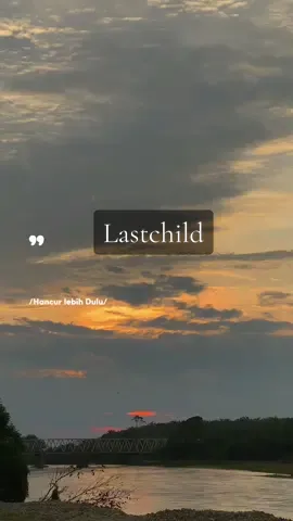 Penikmat karya lastchild 🙌🏻 #hancurlebihdulu #lastchild #liriklagu #trending #foryou 