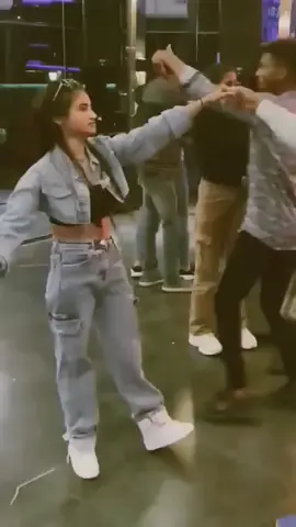 Dance Performance Yo yo honey singh #foryou #tiktok #viralmyvideo #dance 