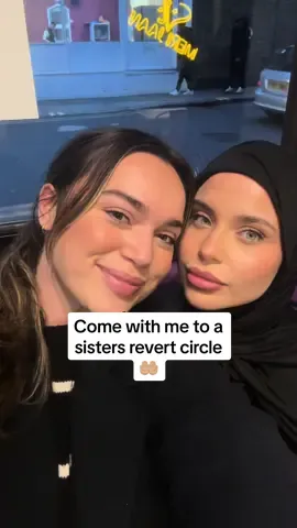One way you can meet revert sisters and learn more 🩷 #revertmuslim #reverttoislam #revertfriend #islamclasses #eastlondonmosque 