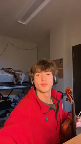 violin 🤝 sparks they took down the old audio so remake! #violin #foryou #fyp #repost #sparks #coldplay 