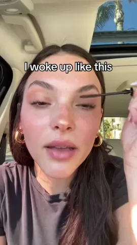 #stitch with @Kensington i woke up like this 💁‍♀️  #beauty #comedy #iwokeuplikethis #trends #excusemyapperance 