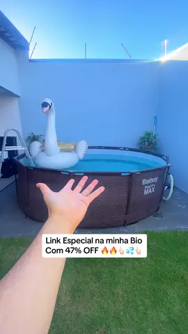 Vim compartilhar com vocês um vídeo que sempre recebemos de como limpamos nossa Piscina 🤝🏻 Para quem quiser Temos o Link Especial com 47% OFF 🔥 para vocês na Bio  👆🏻 Corre para garantir antes que acabe  - Nossa Piscina é da @Bestway Brasil de 9.150 Litros o kit completo dela vem com Escada e Bomba de Filtro
