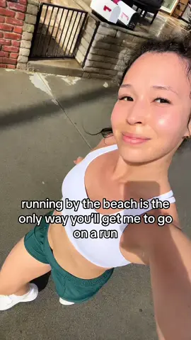 running and recording is a sport in itself. almost fell lol. #runtok #beachrun #runningatthebeach #beachboardwalk #newportrun #newportrunning #newrunner #runningforfun #Running #fyp 
