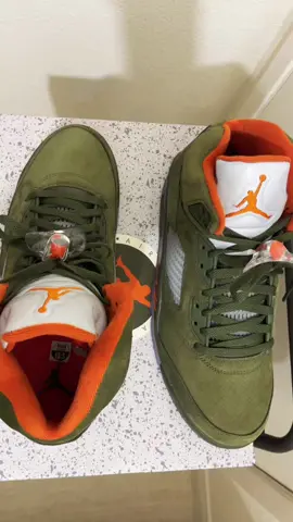 ‘Jordan 5 Olive 🫒’#tiktokindia #fyp #likeformoreofthese #kickflips #tiktok #sneakers #viral #themovement #fypシ #sneakerhead #hypebeast #grail #2024 #hypekicks  #olive #jordan #jordan5 