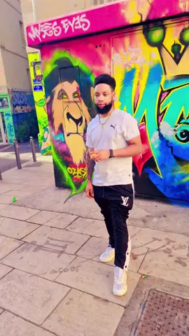 Happy birthday to me More years to me ✌️✌️🎂💸💸💸💸💸💸💸💸💸🚦❤️❤️