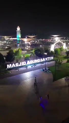 📍Masjid Agung Banten Ngga kerasa sebentar lagi udah memasuki bulan suci Ramadhan ya teman-teman.. (Kawasan Religi : Komplek Banten Lama, Kasemen, Kota Serang. Credit Video : Ig serangkeh, Ig ronitri98 #banten #kotaserang #masjidagungbanten #bulansuciramadhan #ramadhan 