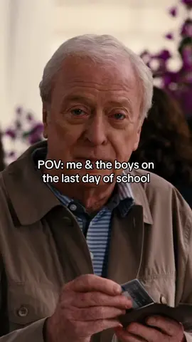 😭 #fyp #foryoupage #fypシ #furdich #meme #movie #movieclips #headnod #batman #thedarkknight #school #madmax 