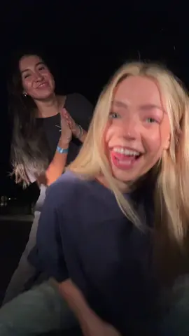 can this pls be a trend its so fun #dance #fyp #foryou #duo #doit #kanyewest #viral 