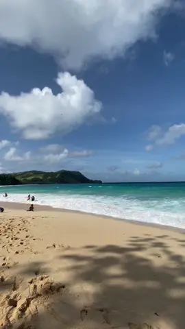 Pantaii yang begitu indah di sulawesi utara 🌊 #pantaipallmarinsowlikupang #pallbeachlikupang #manadopunya #manadoviral #fypシ゚viral 