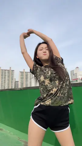 죄송한데 잠시 좀 섹시하겠습니다
