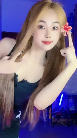 Mua được cái kẹp gòi nè🫶🏻🫶🏻#tiktokdancevn #trending #xuhuong dc:@kati ♡︎ 