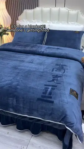 #ad The best bedding ever #thrown #blanket #fyp #trending #foryoupage #blanket #TikTokMadeMeBuyIt #payday #valentinesdaysale #householditems 