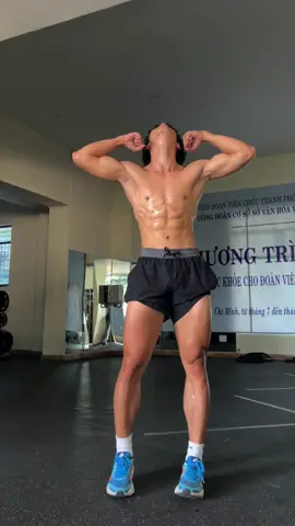 Enjoy what you have and show it off #GymTok #dongluc #dongluctapluyen #bodyworkout #viral #fyp #foryou #body #xuhuong #gym 