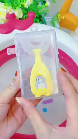 For babies who don’t like brushing their teeth, try this super cute U-shaped toothbrush. The bristles are soft and don’t hurt the gums. Children won’t resist and brush more cleanly.