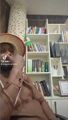 Ubangiji na, gani nan na zo! There is something about hymns, it revives, it inspires, it reinvigorates the spirit. Thank you @Pastor Chingtok Ishaku for bringing back this hymns to bless the church. #hausatiktok #christiantiktok #arewatiktok #arewagospel 