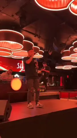 Neutro Shorty🔥 #neutroshorty #neutro #nollamesamimama #neutropim #neutroshorty👽 #neutroshorty🇻🇪💯 #neutroshortyfans #elmenteloca #fansdeneutroshorty1 #neutroshortycantando #neutroshortyconcierto #foryoupage #xyzbca #lyricsmusic #parati #tiktokmusic #capcut_edit  - - #comparteestevideo  #comparte  #compartir  #compartelo 