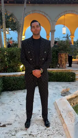 #mensfashion #classymenstyle #menfashion #dsquared2 #palmbeach #palmbeachcounty #gala #galapalmbeach #billionaire #oldvsnewmoney #oldmoney #newmoney #amfar #amfargala #cannes #kardashians #classofpalmbeach #explorepage #viral 