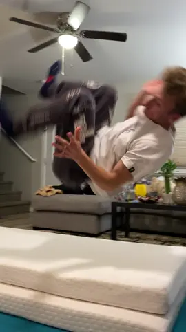 I dont know what the plan was here #flips #parkour #fail #backflip 