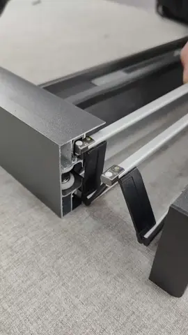 Crystal transparent partition door, windshield smoke! Stainless steel guide design, push and pull super smooth!