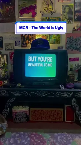 My Chemical Romance - The World Is Ugly #mcr #mychemicalromance #cancer #theworldisugly #blackparade #tvtabung #liriklagu #lyricsvideo 