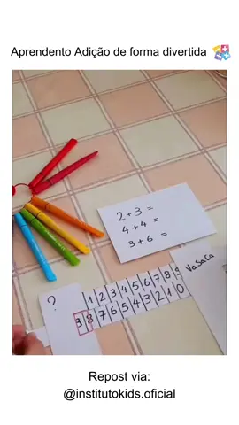 Forma simples e divertida de aprender adição e dá pra fazer em casa!😍 #matematica #infantil #educacao #educacaoinfantil  Vídeo @/onurrrusluuu