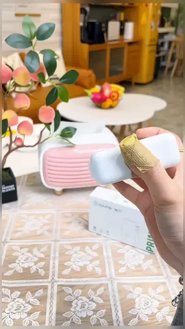 Có em máy in tem nhãn dán mini này tiện quá cơ #giadungthongminh #đồgiadụng #giadungtienloi #giadungnhabep #giadung #dogiadung #phunu 