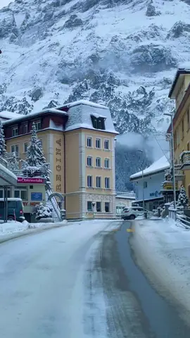 SWITZERLAND🇨🇭#switzerland #swissroads #switzerlandnature #roadtrip #swissbeautiful #sisiswiss #swiss 