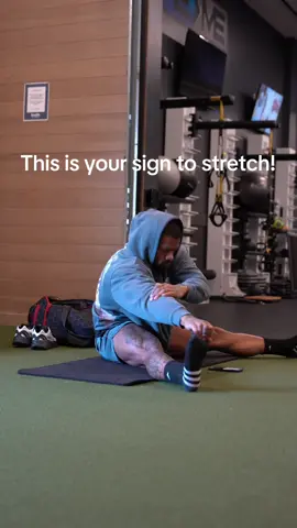 “Maximize your leg gains with pre-workout stretching! 🏋️‍♂️   •Stretching before leg day boosts flexibility, prevents injuries, improves range of motion, enhances muscle activation, and aids recovery.  Clothing: @darcsport code: SHREDS #StretchForGains #FlexibilityFirst #InjuryPrevention #RangeOfMotion #MuscleActivation #RecoveryBoost #fyp #training #igfitness #Fitness #legday #darcsport 