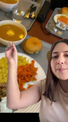 #Confesiones de una universitaria de #intercambio 🇫🇷 esta vez mi roomie me llamó vagabunda 🥴 