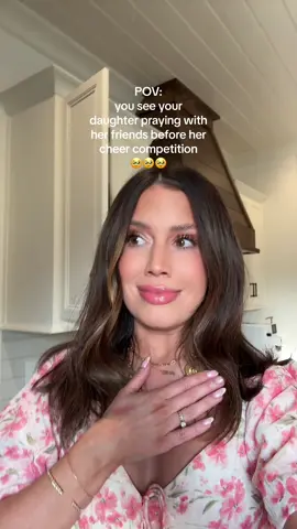 Just when youre wondering if youre doing a good enough job as a mom🥹🙏🏻 ✨#momoffour #motherhood #motherhoodunplugged #motherhoodunfiltered #MomsofTikTok #momstyle #trending 