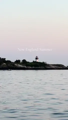 New England in the summer >>>  #newengland #newenglandtiktok #newenglandsummer #coastal #coastalgrandmother #eastcoast #eastcoastlifestyle #coastalaesthetic #coastalcowboy #newhampshire #capecod #capecodsummer #boston #bostontiktok #summervibes #vineyard #mv #fyp #trending 