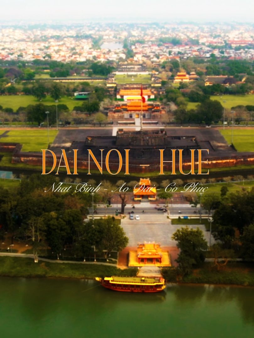 Đại Nội - Huế | Nhật bình, Áo dài, Cổ phục. Một chiếc video góp nhặt những cảnh còn lại sau khi giao file cho khách. Hy vọng ae tớ sẽ được đồng hành nhiều hơn nữa ạ.^^ #Tainquayphim #QuayphimtaiHue #Quayphim #Aodai #Nhatbinh #Cophuc #Hue #Dainoi #Cinematicvideo