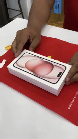 Masyaallah tabarakallah kebeli iphone 15 pink #iphone15 #iphone15pink #iphone #ibox #erafone 