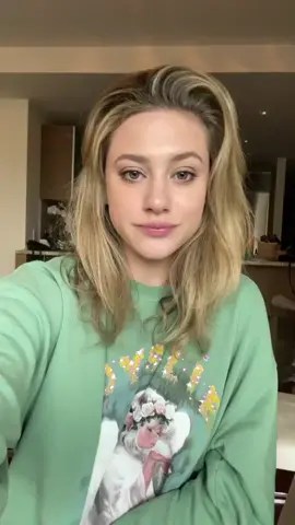 lilireinhart (4)