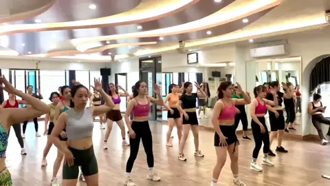 Lớp Aerobic tại King Fitness & Yoga 70 Trần Quốc Toản-Hoà Lạc-Móng Cái #KingFitnessYoga #Aerobic 