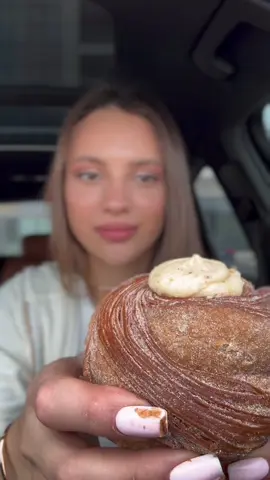 “Kayu” 💖 9/10 i like 😍😍 Waht do u want me to try next ? ) #uae #fooduae #restaurantdubai #asmr #muckbangeating 