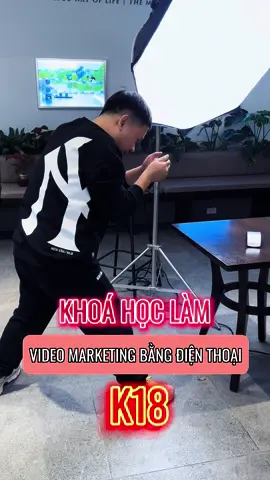 Khoá học dành cho người bán hàng, tớ sẽ dạy bạn làm video hay hơn, sáng tạo hơn và có khả năng chuyển đổi ra đơn #learnontikok #videomarketing #xaykenhtiktok #datvairo #editvideo #quayvideobangdienthoai #videobanhang 