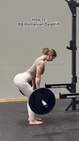 How to perform a Barbell Romanian Deadlift!  Save this for your next workout and improve your deadlifts!! Tag your gym buddy below 👇🏽 #womenstrengthtraining #rdls