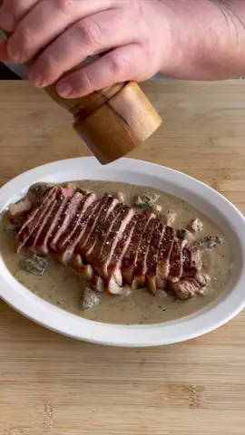 🥩🍄 Boeuf • Sauce diane, morilles 🍄🥩 Du bon boeuf et une bonne sauce ❤️ PS: Il y'a de la Worcestershire dans la sauce Diane, j'ai oublié de filmer le plan hehe... #beef #meat #sauce #steak #Recipe #cook #cookathome 